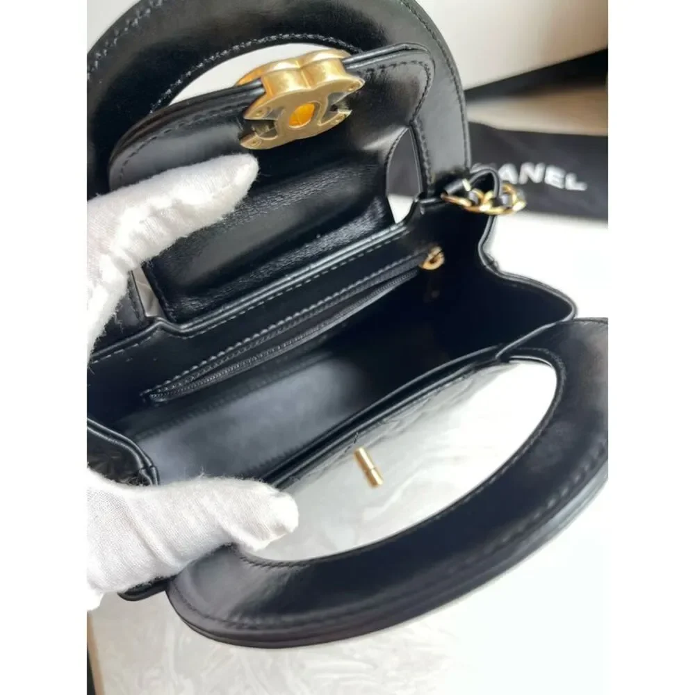 Chanel Women Pre-Loved Bag Brand New Condition